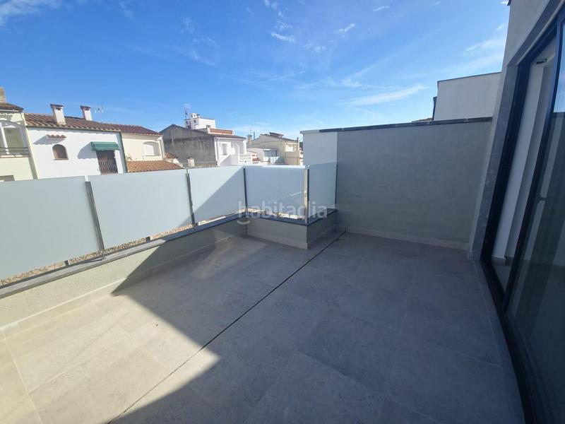 Foto fab39073-2e45-4074-a799-ec6e513b8eef. Casa con parcheggio in Port Grec - Port Moxó Empuriabrava