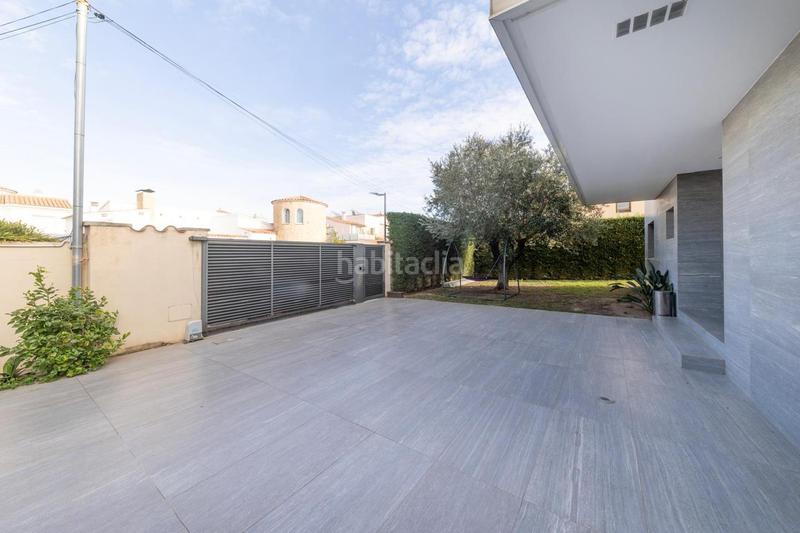 Foto 70d6e932-78d9-41d4-bf15-ff314cef3177. Haus in Requesens Empuriabrava