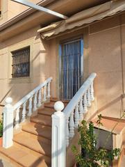 Xalet  Gran va de la manga. Vivienda unifamiliar en la manga urbana  kilmetro 8,