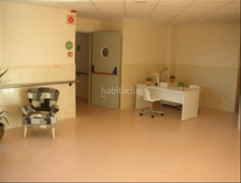 Foto 179eecf4-e5d3-4d39-98f4-88030e4a7b2c. Edificio con piscina in Soternes Valencia