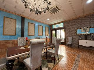 Maison jumelée à Travesía altozano transversal 16. Casa adosada en rociana del condado