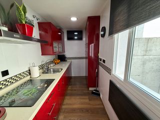 Attique à Calle manuel limón de la rosa 7. Piso con garaje