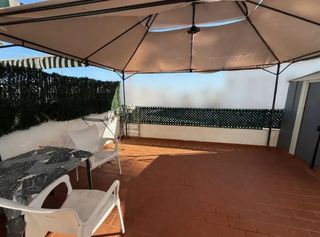 Flat  Avenida de el rompido 45. Oferta de vivienda en la pila