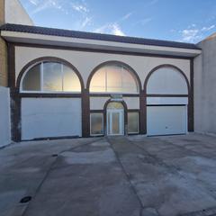 Bâtiment à usage industriel  Calle plomo 4. Nave singular en primera línea del polígono de cobeña, recién re