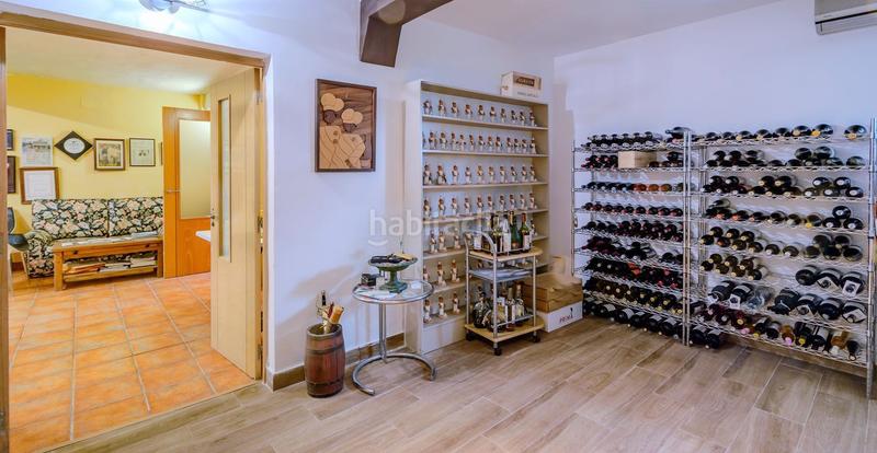 Foto 2b94901e-2012-4b36-9385-aab2ab2efd11. Xalet amb aparcament piscina a Extrarradio Valladolid