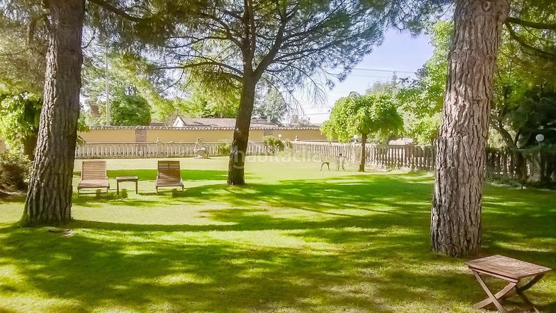 Foto 481aa692-1d70-43a2-9dc6-4321fae30a30. Xalet amb aparcament piscina a Extrarradio Valladolid