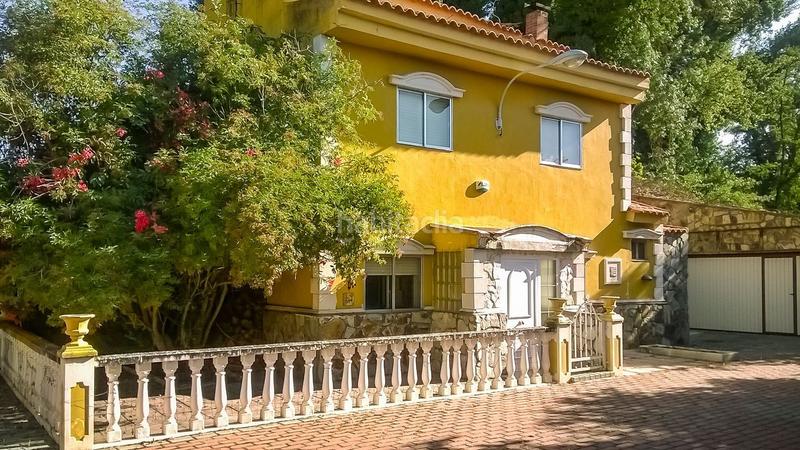 Foto 66316258-c28f-4bc6-9079-c2594cd178b6. Xalet amb aparcament piscina a Extrarradio Valladolid