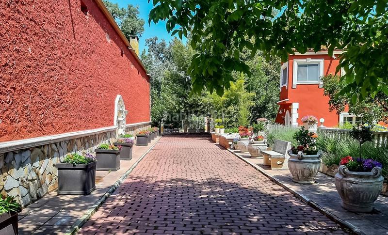 Foto 7d05de29-8618-47b0-8523-78cc9a50dd52. Xalet amb aparcament piscina a Extrarradio Valladolid