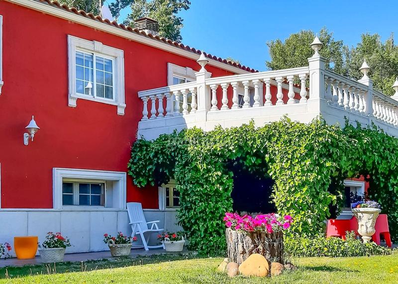 Foto a5e7cb26-179f-4729-b4b6-db2f0acdc222. Xalet amb aparcament piscina a Extrarradio Valladolid