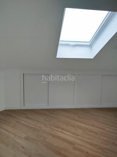 Foto d3844860-34d2-4c87-921f-3a19a42dd5de. Location duplex avec parking dans Casa Amarilla Galapagar