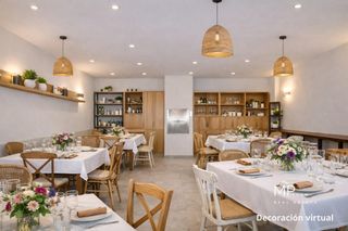 Edifici a Avenida paular el 29. Edificio hotelero con restaurante funcionando en rascafría