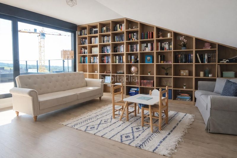 Foto 0d2e599b-4a22-4159-aa75-5657ef87af26. Casa aparellada amb calefacció aparcament piscina a Boadilla del Monte