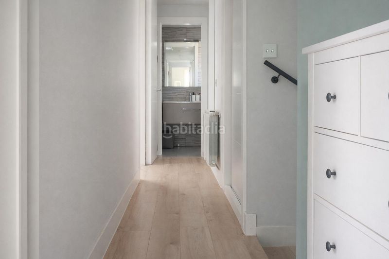 Foto 565c46db-7fe7-42dc-a3c1-617d477a44eb. Casa aparellada amb calefacció aparcament piscina a Boadilla del Monte