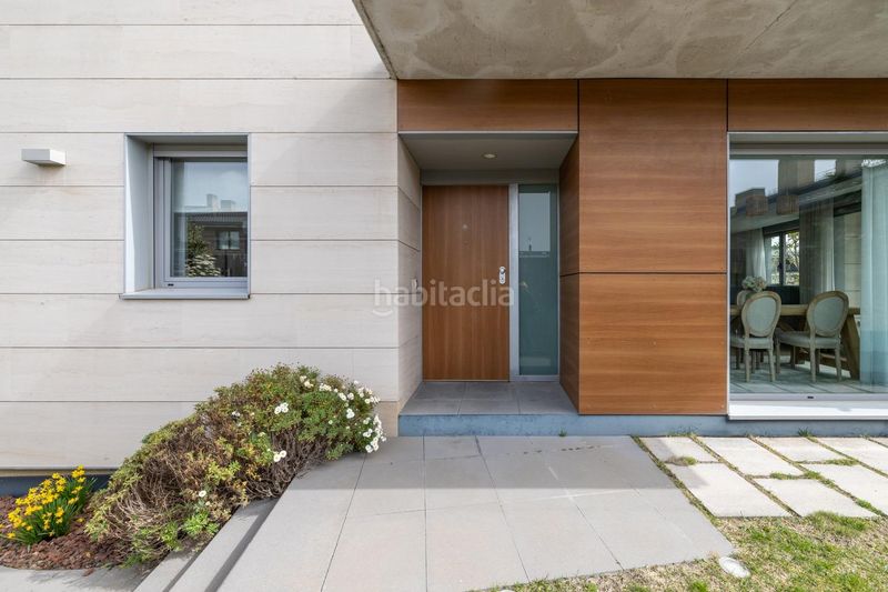 Foto 83caf961-79fc-4819-b201-ba88075a0fe0. Casa aparellada amb calefacció aparcament piscina a Boadilla del Monte