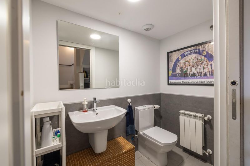 Foto ef9fa1ae-c36a-41b3-9601-12d3962ed079. Casa aparellada amb calefacció aparcament piscina a Boadilla del Monte