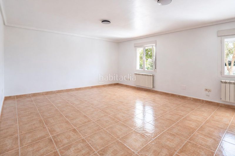 Foto 090136f6-aa47-476e-8757-f8051772e7d6. Xalet amb aparcament piscina a El Guijo-Colonia España Galapagar