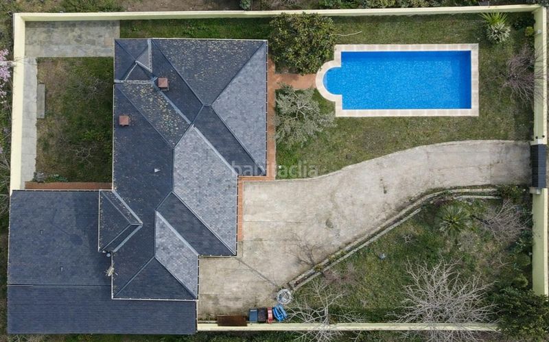 Foto 34a269fe-5514-490e-b2e3-4a589efef889. Xalet amb calefacció aparcament piscina a El Guijo-Colonia España Galapagar