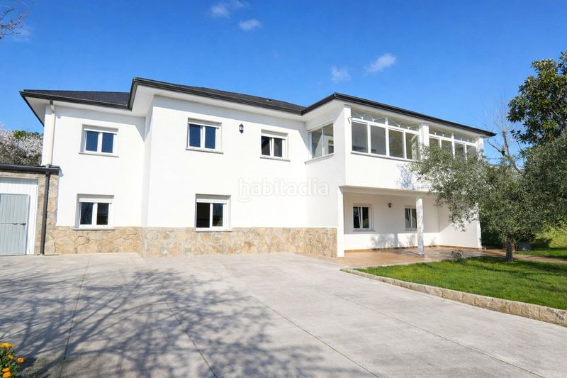 Foto a6aba09e-542d-4fd6-8567-1162a3df5c02. Xalet amb aparcament piscina a El Guijo-Colonia España Galapagar