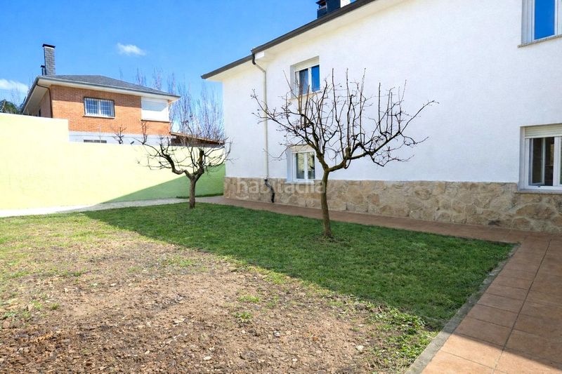 Foto d9a0b2fb-c393-434c-8b8e-b06ff7289bca. Xalet amb aparcament piscina a El Guijo-Colonia España Galapagar