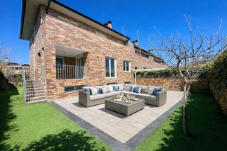 Location Maison jumelée à Los Satélites-Roza Martín. Se alquila exclusivo chalet pareado de lujo en roza martín, maja