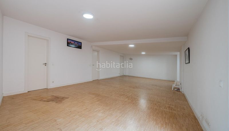 Foto 60a6eb7e-fe9b-4d68-b9ef-8057c3e1d6a1. Casa adossada amb calefacció aparcament piscina a Torrelodones