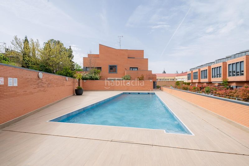 Foto c1f696b7-050d-4e27-a928-a2d4b0363606. Casa adossada amb calefacció aparcament piscina a Torrelodones