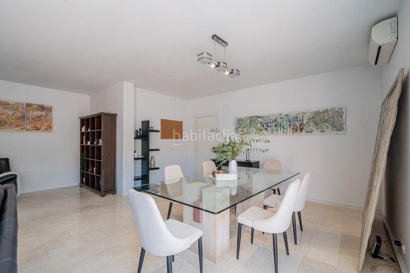 Foto ff9cdc88-11a7-45a1-a139-3cdb977d985b. Casa adosada chalet adosado exclusivo con ascensor privado y terrazas llenas de luz en la Colonia, en Torrelodones
