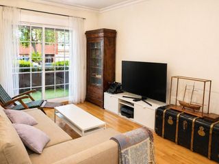 Lloguer Pis a El Cantizal. Se alquila coqueto piso de 2 habitaciones con terraza y urbaniza