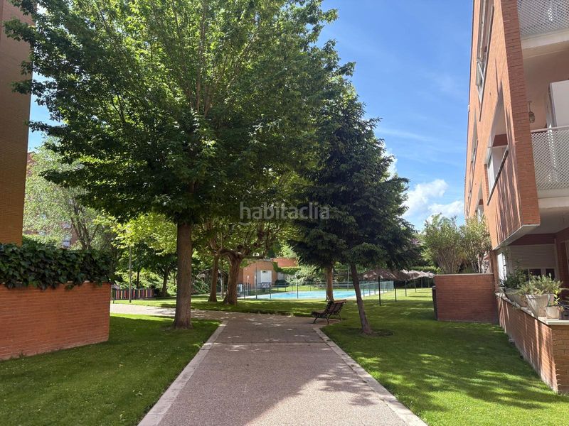Foto 1912f82b-c1e0-4072-890c-72141300eed4. Pis amb calefacció aparcament piscina a Parque Empresarial Rozas de Madrid (Las)
