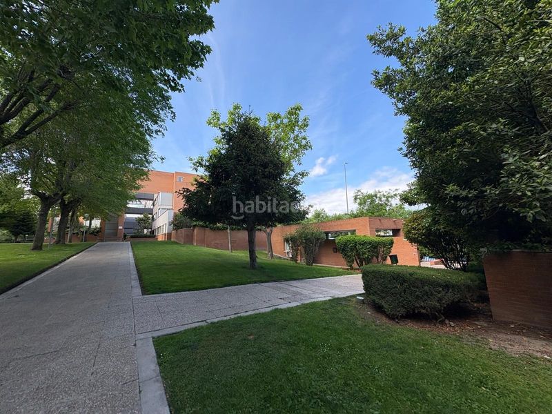 Foto fc3cd20c-b4db-4ba0-93bd-f0596bf77d10. Pis amb calefacció aparcament piscina a Parque Empresarial Rozas de Madrid (Las)