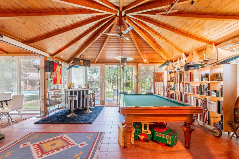 Foto 1d45f5f7-9d12-4e64-aba5-de1a0681e35e. Xalet amb calefacció aparcament piscina a Bonanza Boadilla del Monte