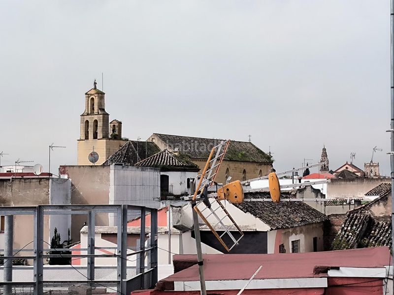 Foto 95ff0fd9-2282-441d-8d25-bb497e1cc99c. Casa amb calefacció aparcament a casco histórico - ribera - san basilio Córdoba