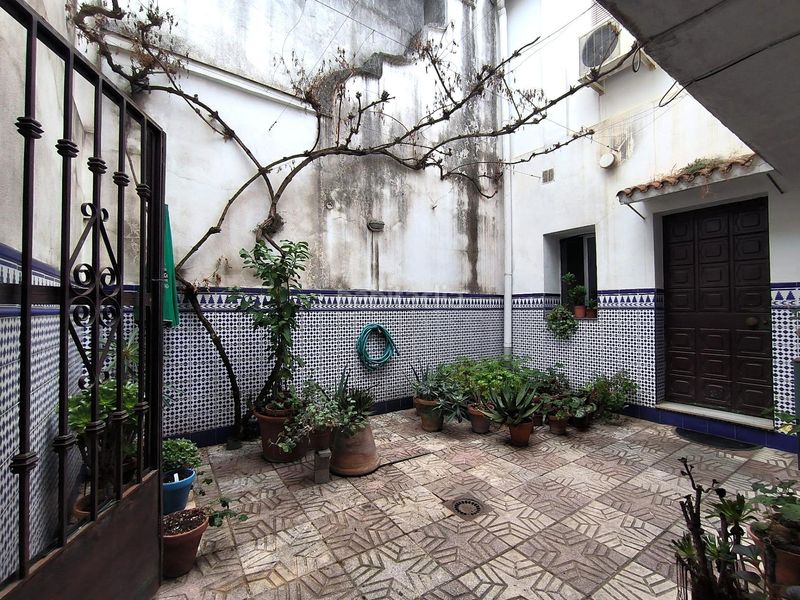 Foto bee52744-fd24-41f5-b7a9-b72fd6466277. Casa amb aparcament a Sta. Marina - San Andrés - San Pablo - San Lorenzo Córdoba