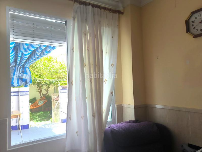 Foto 6c1fc4b1-40b8-4743-93cb-262f258c2c30. Maison avec chauffage dans Rute