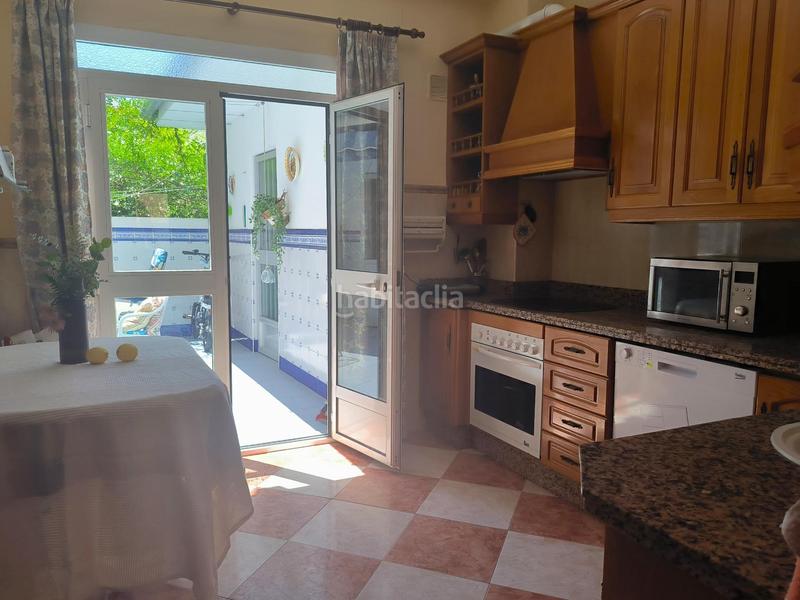 Foto 80075b22-574f-4973-9e4a-eb900d0fcde8. Maison avec chauffage dans Rute