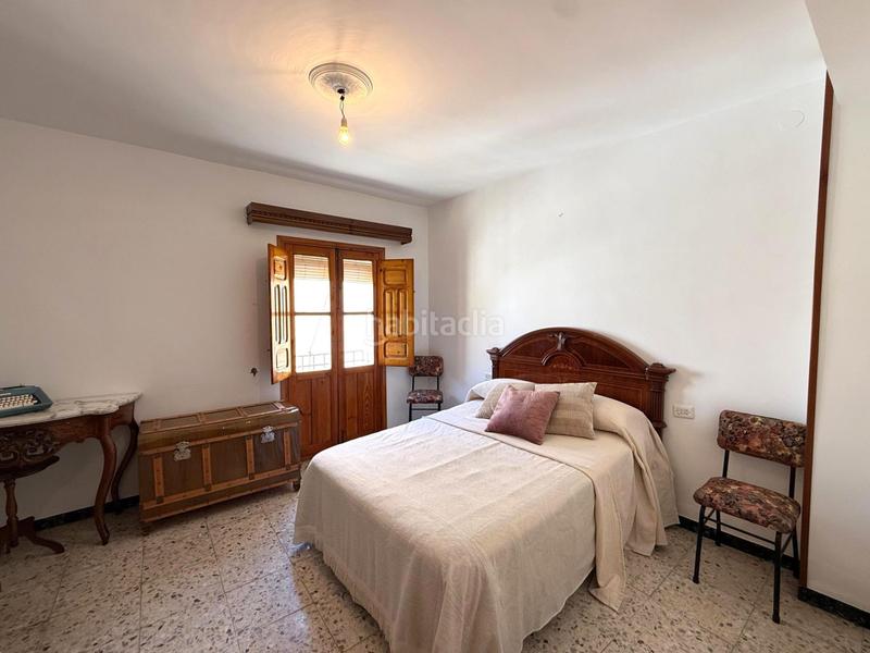 Foto a6d2b162-e45b-414c-b7dc-93c3c95223a0. Maison avec chauffage dans Rute