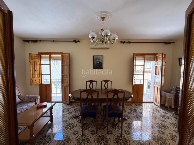 Foto b61e1e20-f881-42b9-8e48-34f575921e6e. Maison avec chauffage dans Rute