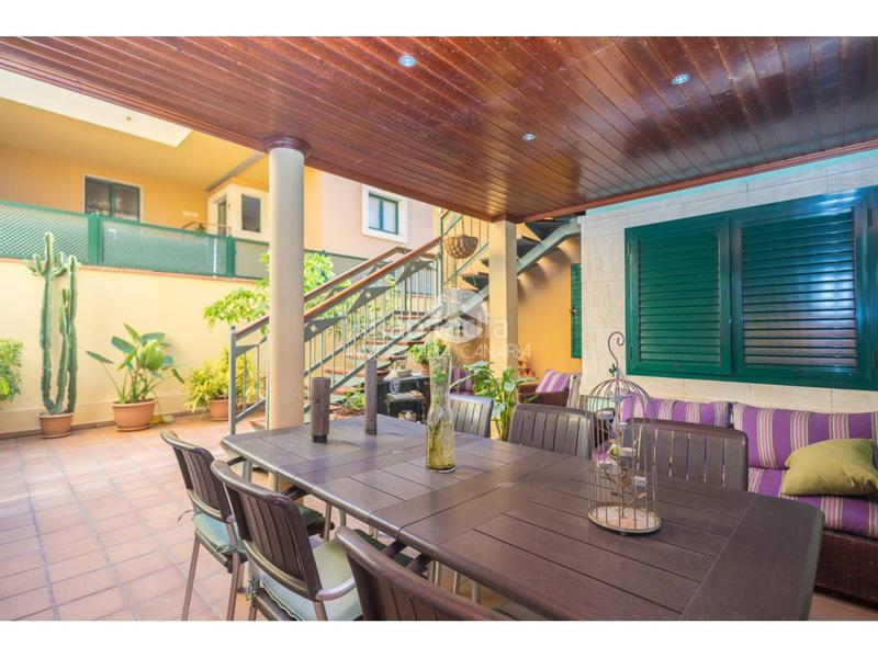 Foto 99f24363-c7f6-4284-9300-3e994a05d4e7. Casa con riscaldamento parcheggio in Siete Palmas Palmas de Gran Canaria (Las)