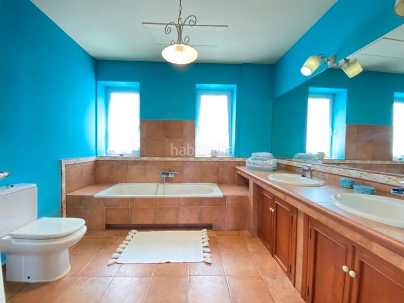 Foto f76d15e1-87b1-4a58-8257-1bd7ea544c2a. Chalet with fireplace heating parking pool in Urbanización Santa Rosa Torrox