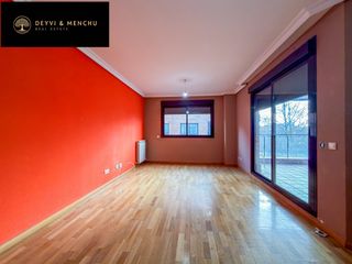 Piccolo appartamento  Victor aceituno. Amplio apartamento en guadalajara con piscina y vistas despejada