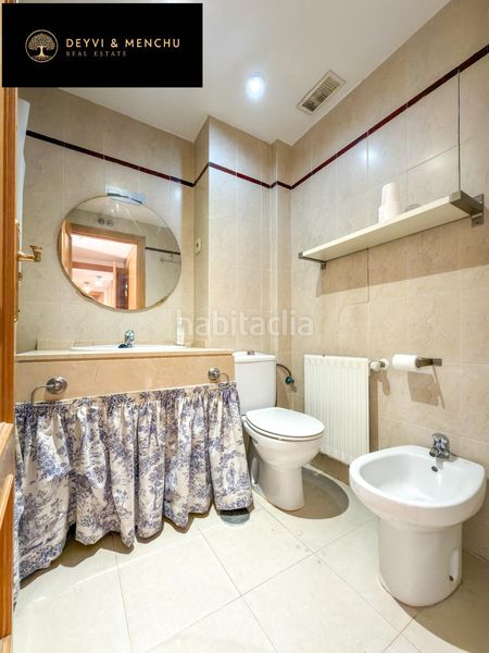 Foto e4bd1fd0-5eea-4ae7-a962-432c4d097eba. Pis amb calefacció aparcament piscina a Sanchinarro Madrid
