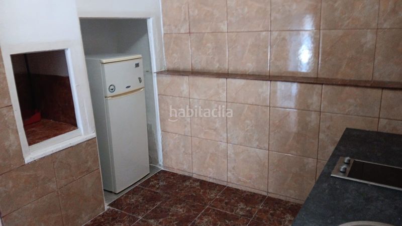Foto 1e15e88f-b0c0-484e-a11f-71ebaa114a9f. Casa adossada a Centre Tortosa