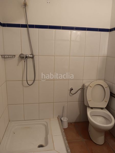 Foto 1424306c-89c9-468b-8d58-bbffa7e1eac0. Bâtiment à usage industriel dans Ginestar