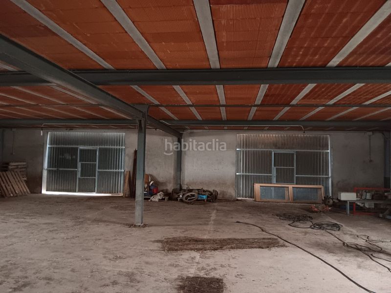 Foto 90f9b4dc-6037-4513-bc6d-ad23af3d970f. Bâtiment à usage industriel dans Ginestar