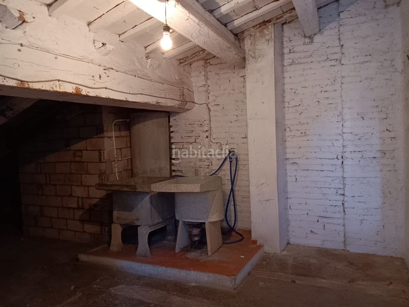 Foto d4f41e82-19c9-46f1-9164-4e8f6ea6e04c. Casa adosada en Roquetes