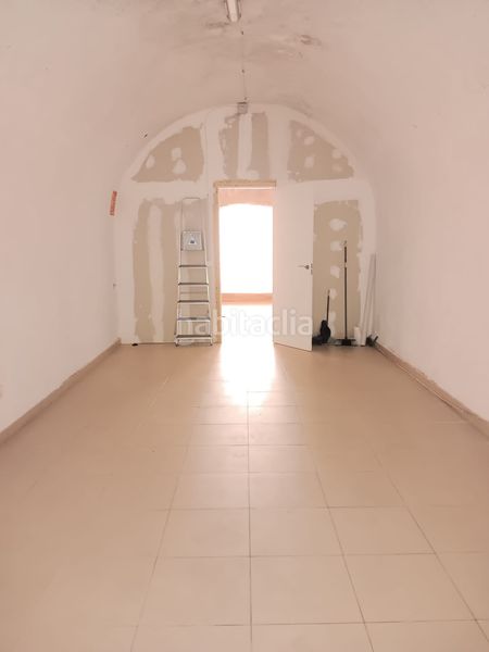 Foto aef0266e-85ad-447e-a816-e94d1deda20f. Business premise in Centre Tortosa