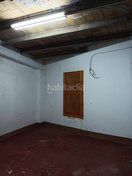 Foto 8f30b269-494f-4628-93bd-4dfdc8318962. Edifici a Centre Tortosa
