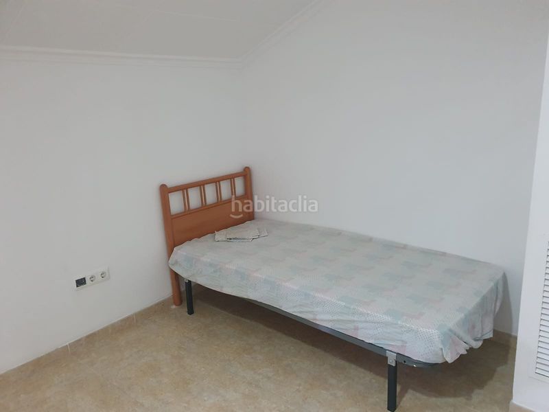 Foto 5a042e79-07bc-4916-8b53-2c373b0cd019. Maison jumelée avec parking dans Aldover