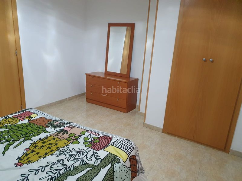 Foto dbf2c165-e591-4e6b-9840-b4b6f7798c6d. Semi detached house with parking in Aldover