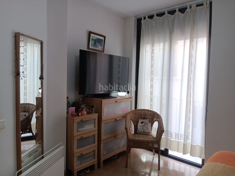 Foto b8edc95f-9e16-44bf-8c16-9de25d6af5a9. Flat with heating in Centre Tortosa